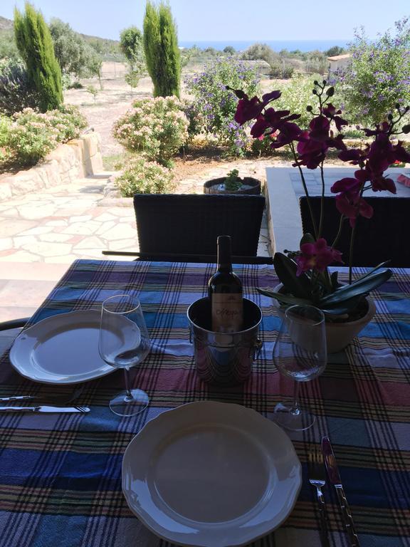 Paradise Traditional House Maroni Esterno foto