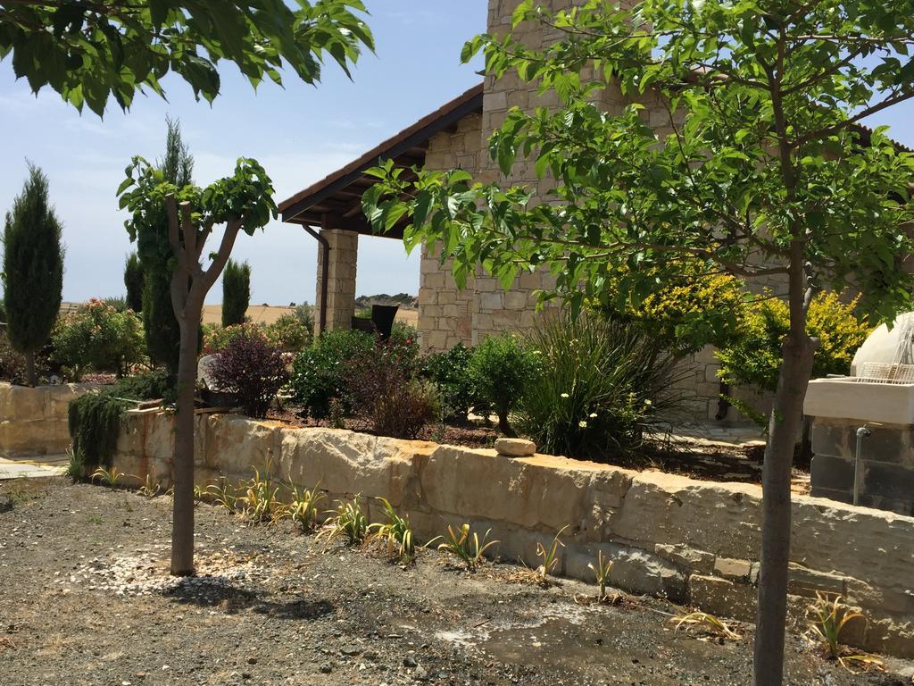 Paradise Traditional House Maroni Esterno foto